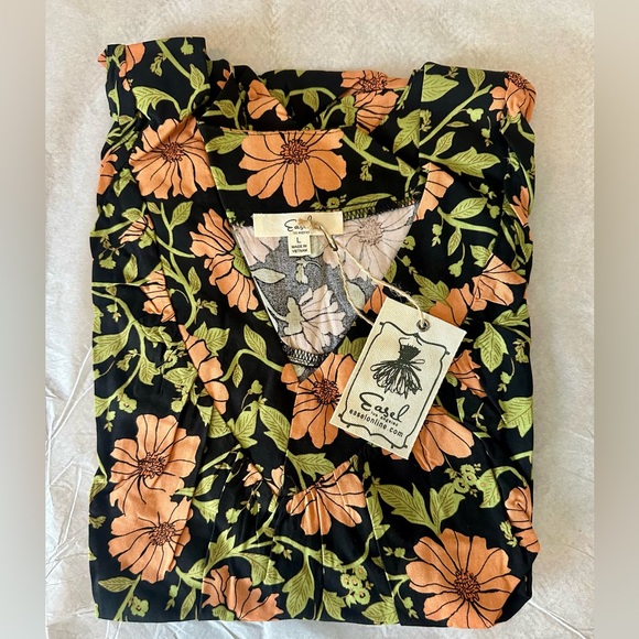 Bohemian Swing Dress with Floral Print With Border Hem and Sleeve - Picture 8 of 11